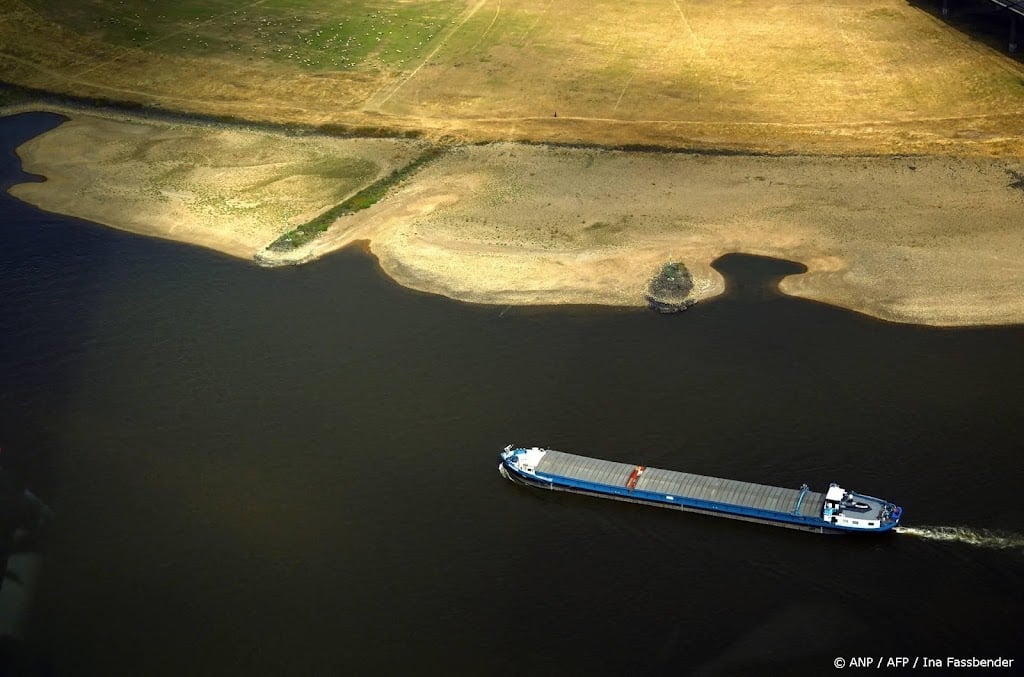 Waterpeil belangrijk knelpunt Rijn richting nieuw dieptepunt