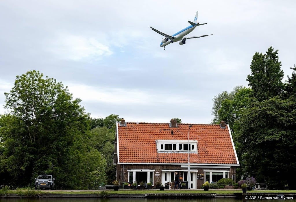 Advies aan minister: maak excuses aan omwonenden Schiphol