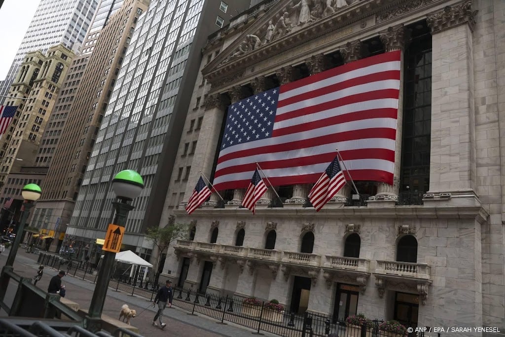 Beleggers houden zich koest bij opening Wall Street
