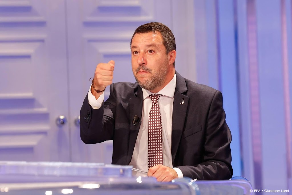Salvini hekelt proces 'van fans van illegale immigratie'