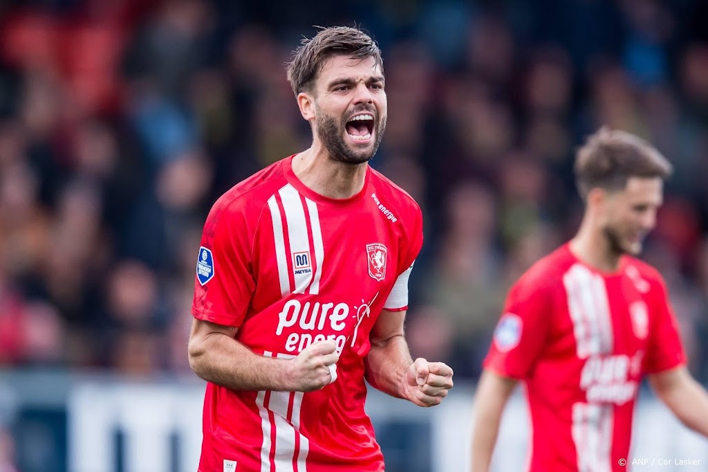 FC Twente wint bij Cambuur na penalty diep in blessuretijd