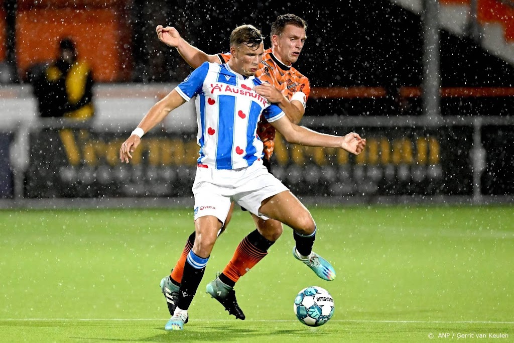 FC Volendam - sc Heerenveen stilgelegd wegens noodweer