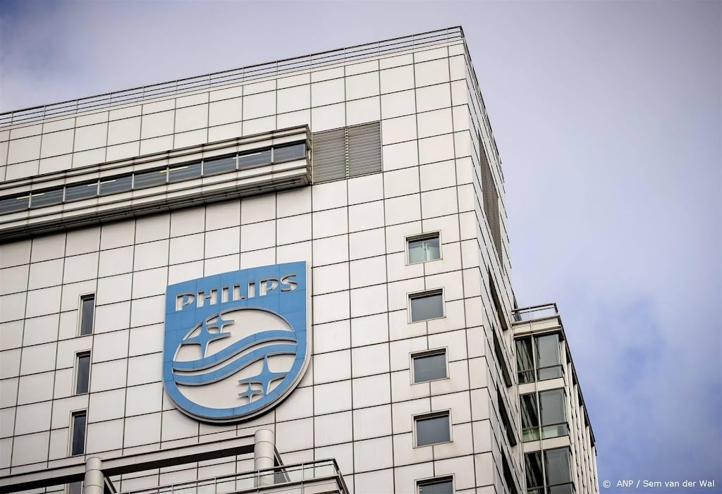 Philips centraal op Damrak na verhoging jaarverwachtingen