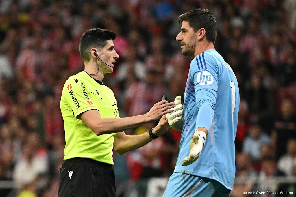 Blessure voor Real Madrid-keeper Courtois in aanloop naar Clásico