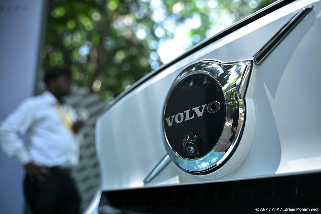 Volvo profiteert eerder dan verwacht van kostenbesparingen