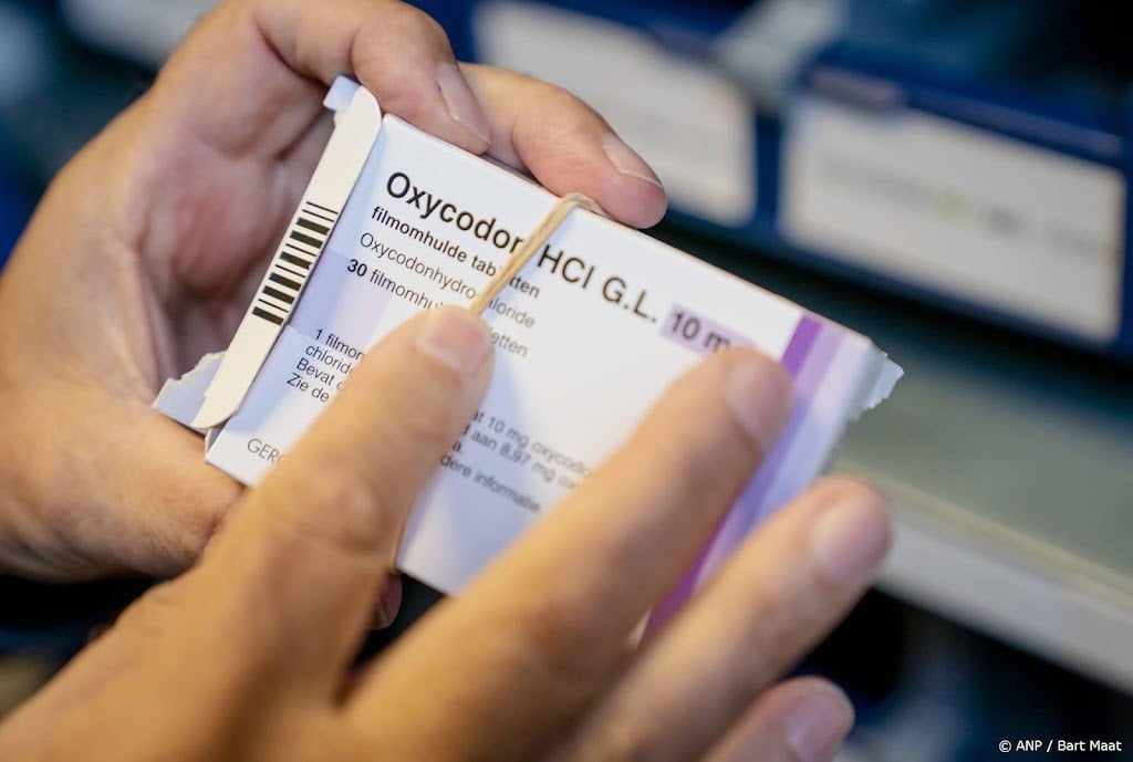 Drie verdachten van verkoop dodelijke nep-pillen langer vast