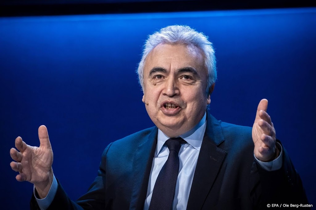 IEA: helft investeringen oliebedrijven moet naar schone energie