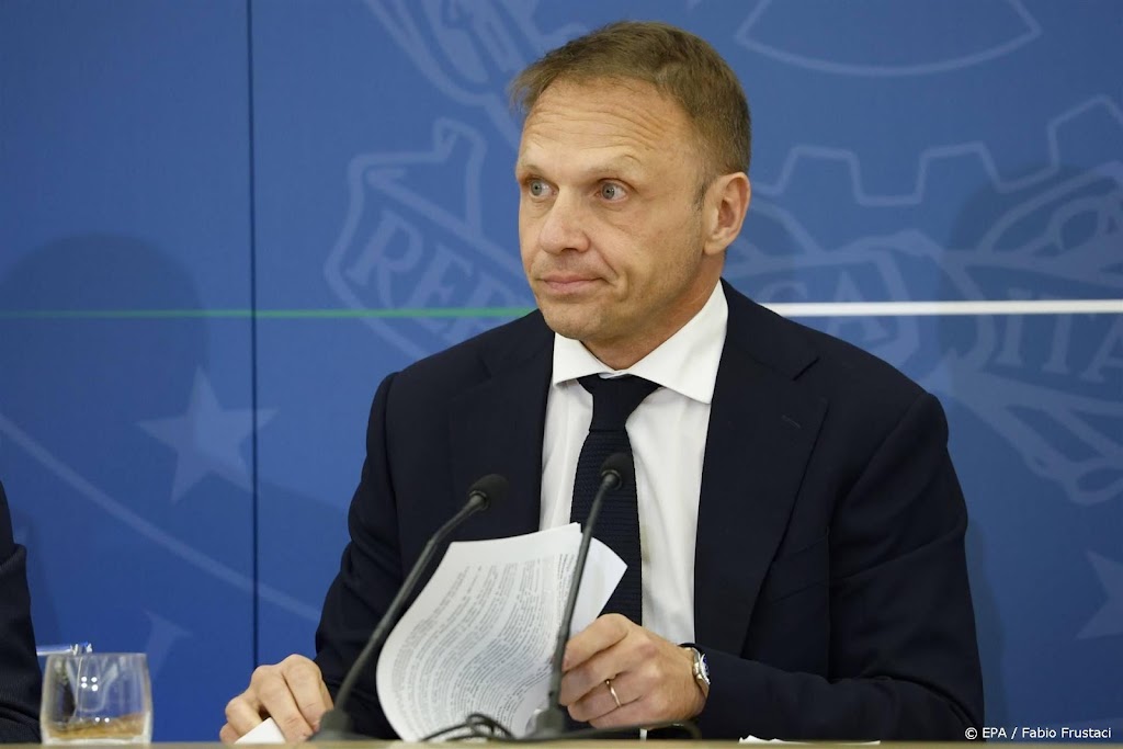 Kritiek op Italiaanse minister omdat hij late trein liet stoppen