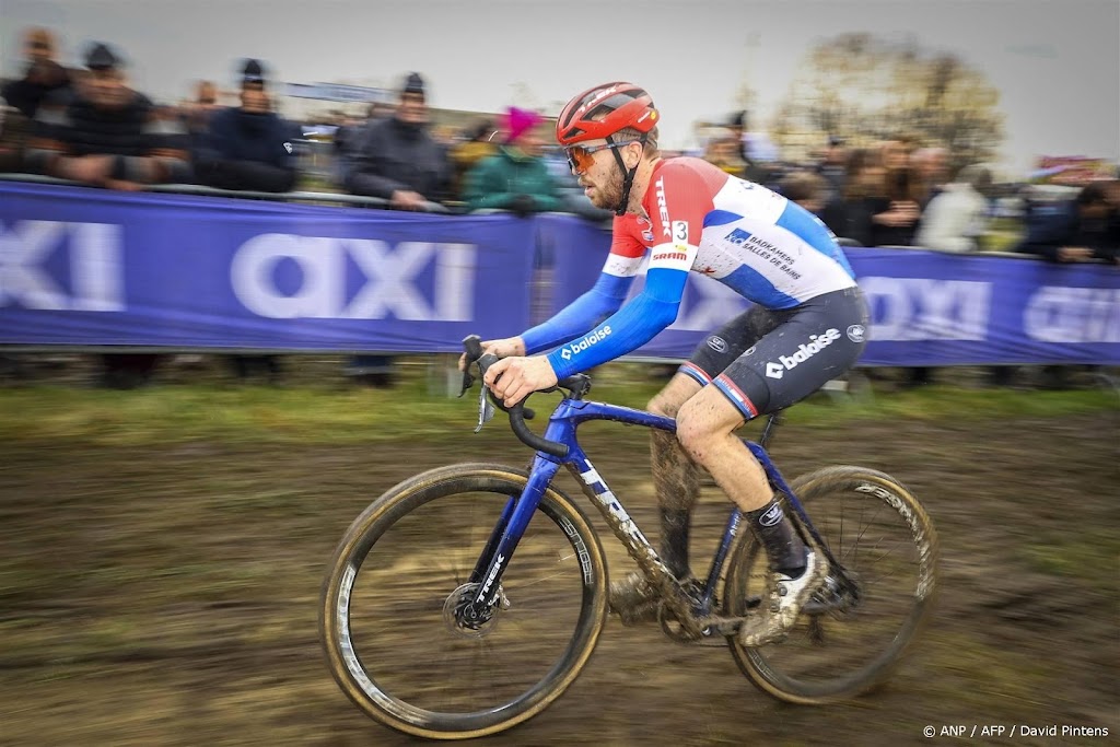 Veldrijder Nieuwenhuis start ook nog niet in Antwerpen 