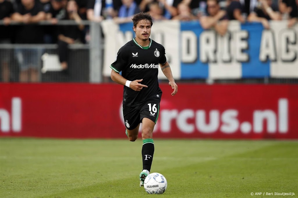 Feyenoord komende weken zonder geblesseerde verdediger Bueno