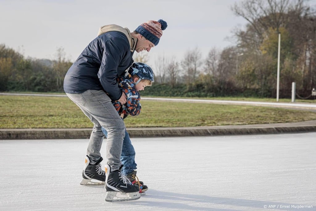 IJsbaan Winterswijk ook zondag open