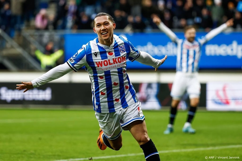 Sc Heerenveen in Abe Lenstra Stadion te sterk voor AZ  