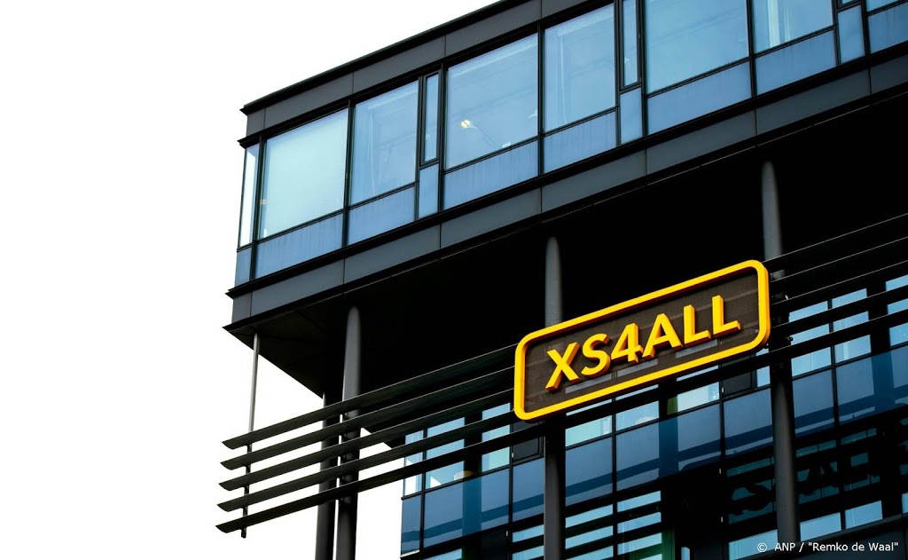 KPN mag doorgaan met opheffen merk XS4ALL