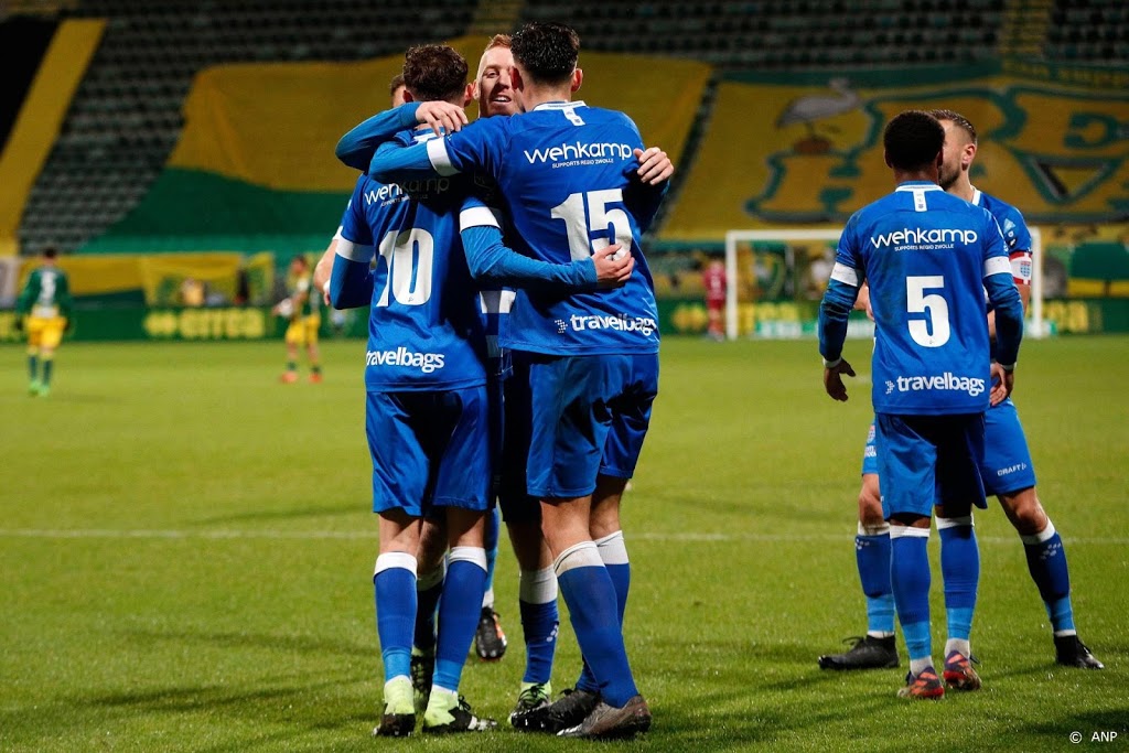PEC Zwolle boekt bij ADO eerste uitzege in ruim een jaar 