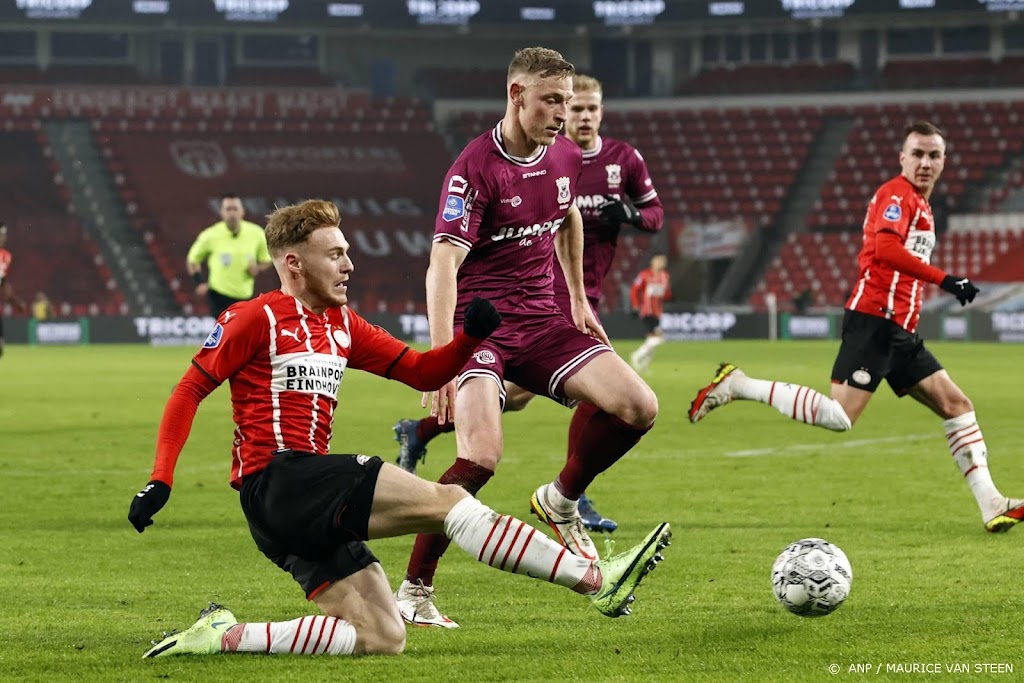 PSV wint ook van Go Ahead en dankt koppositie aan constantheid