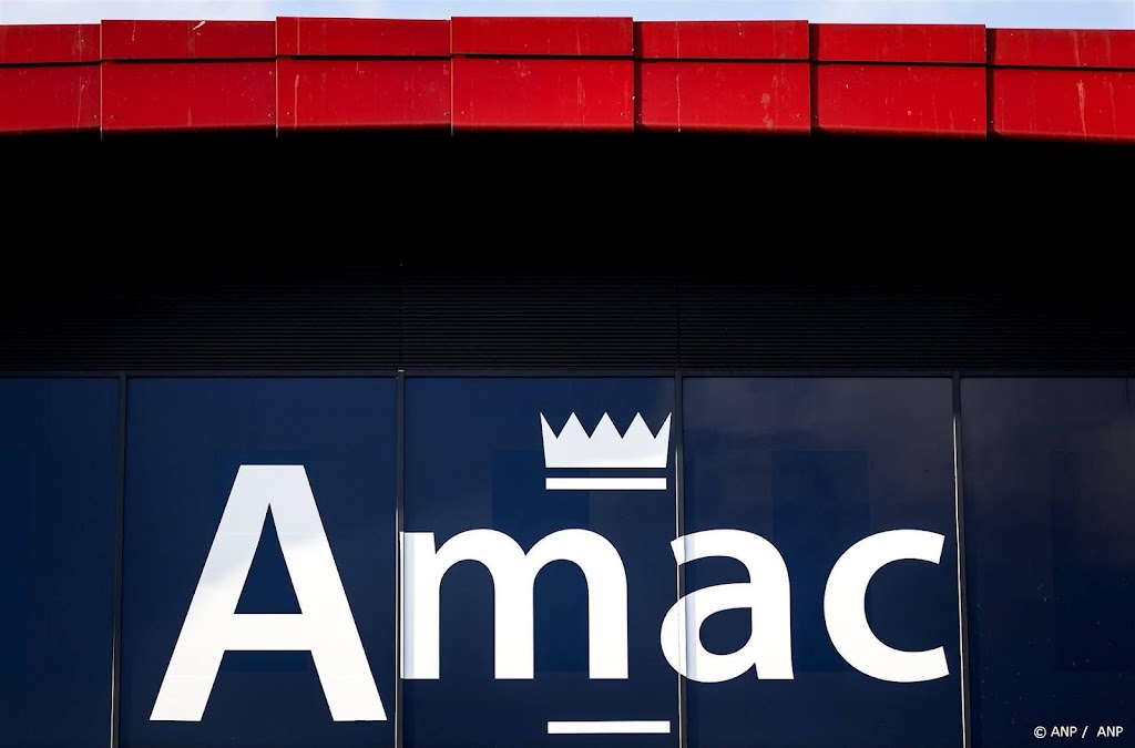 Medewerkers Apple-keten Amac voeren acties zondag voor kerst
