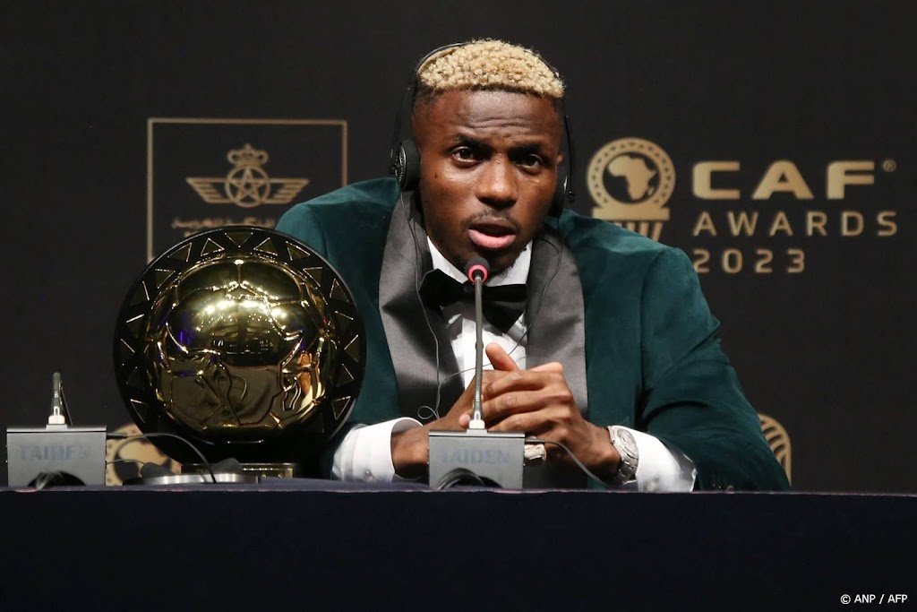Napoli verlengt met Nigeriaanse spits Osimhen