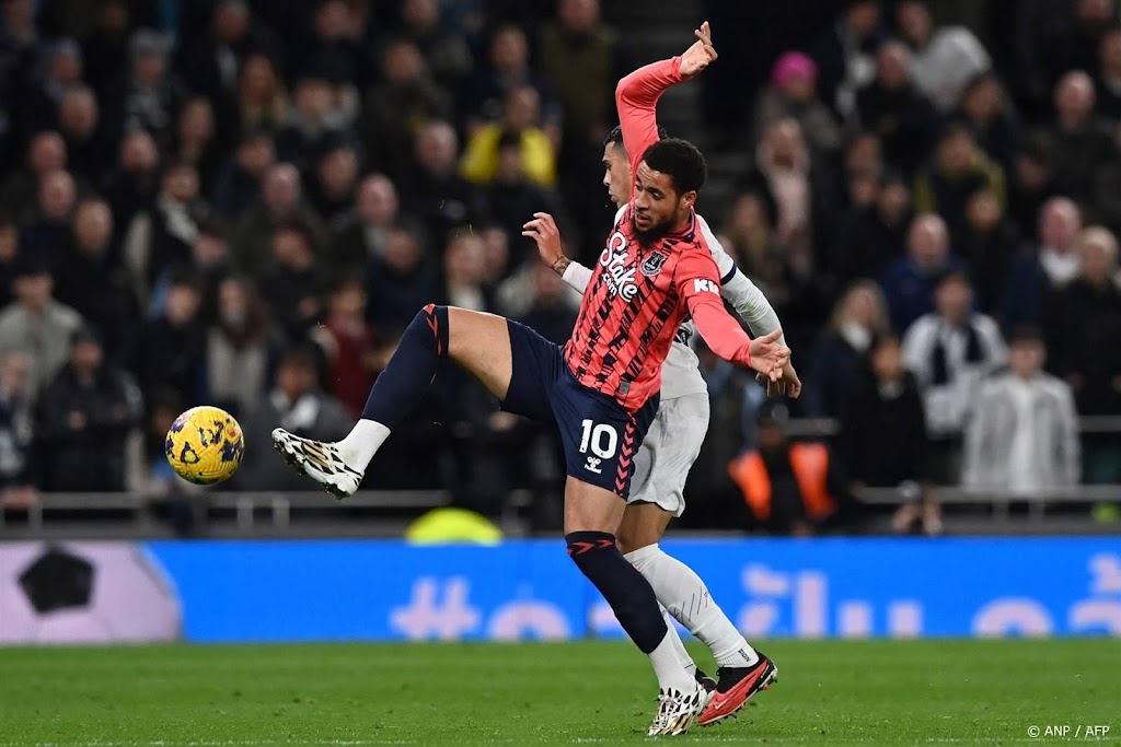 Tottenham Hotspur op vierde plek na moeizame zege op Everton