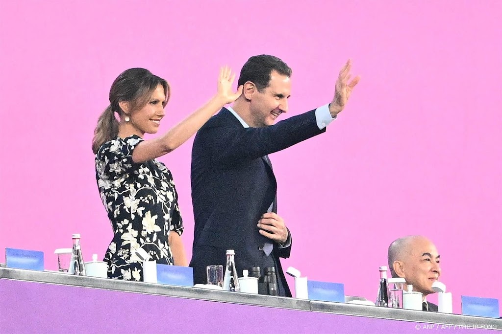 Kremlin ontkent aanvraag scheiding door vrouw Assad 