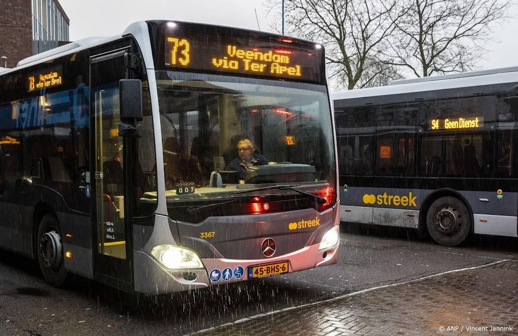FNV spreekt Qbuzz aan op rol veiligheid chauffeurs Emmen-Ter Apel