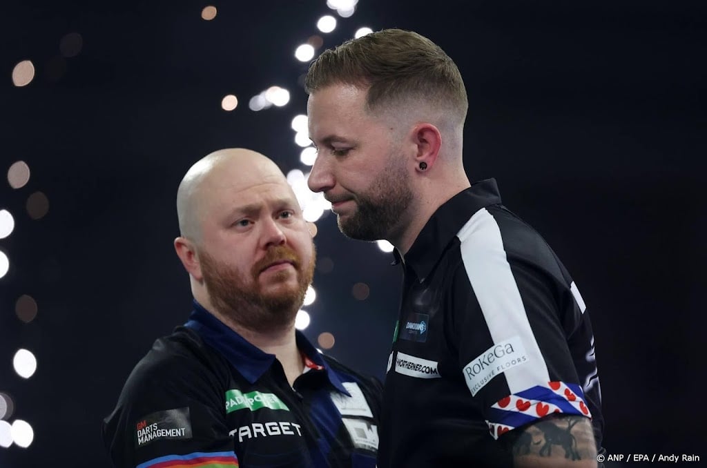 Darter Noppert in meeslepend duel onderuit tegen WK-debutant