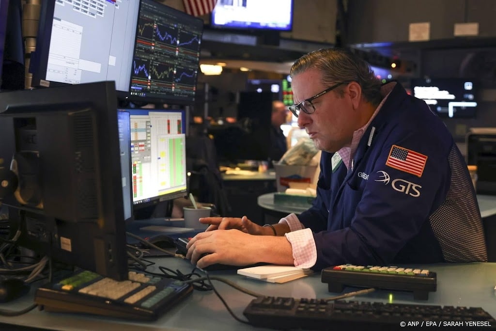 Wall Street sluit hoger na meevallende groeicijfers economie VS