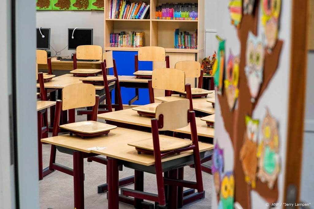 Duizenden scholen dicht tijdens onderwijsstaking