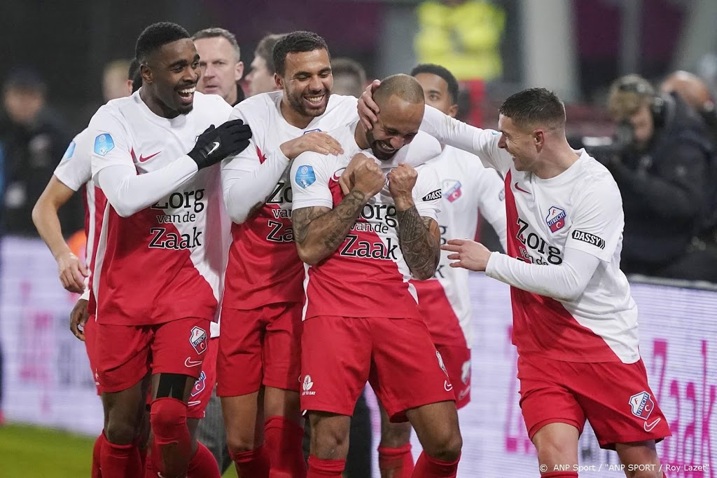 FC Utrecht wint eindelijk weer in eigen stadion