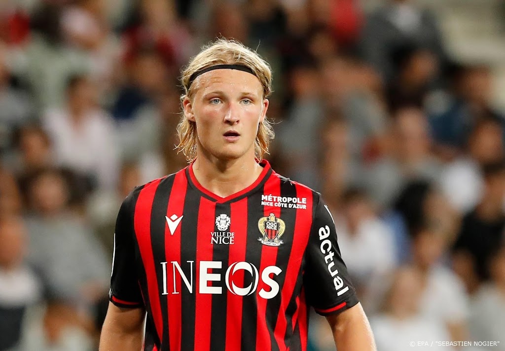 Oud-Ajacied Dolberg trefzeker voor Nice