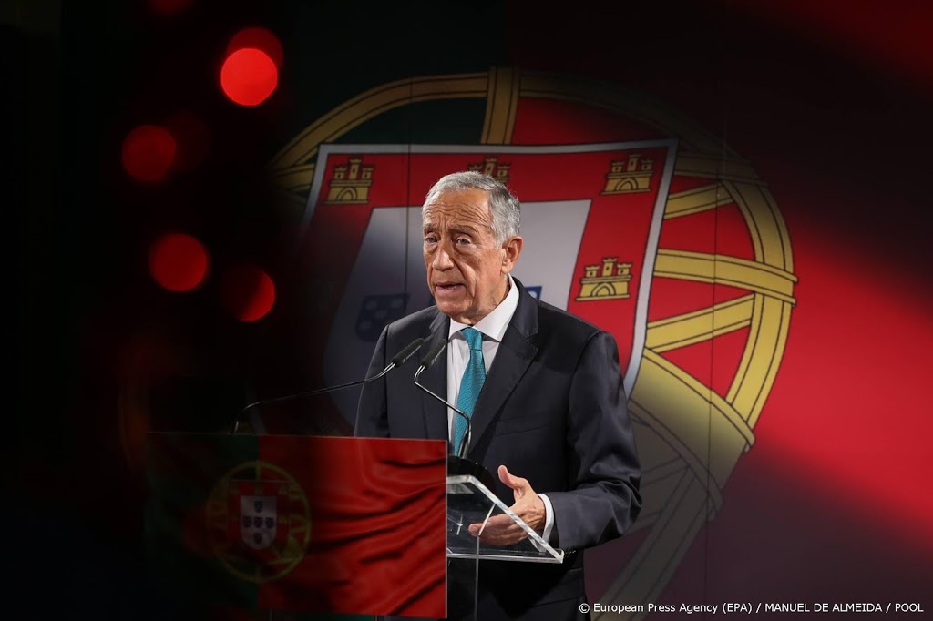 Portugese president stevent af op tweede termijn