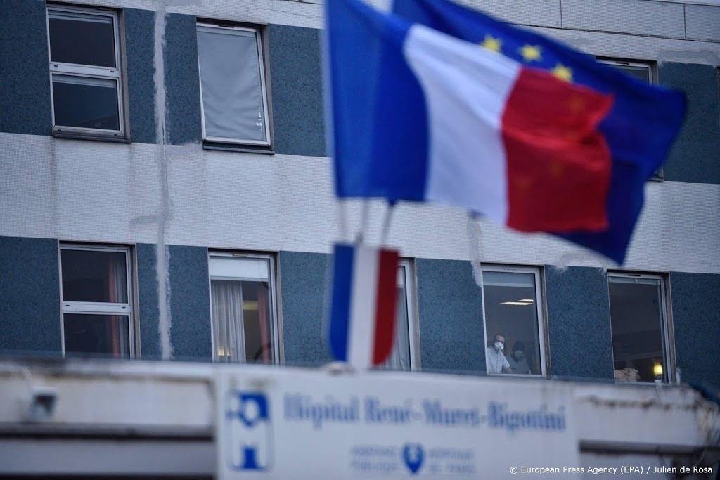 Grote sprong in aantal coronapatiënten in Franse ziekenhuizen
