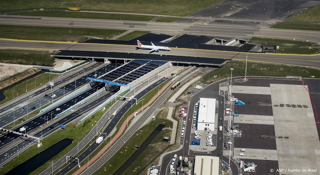 Opslag met PFAS vervuilde grond door Schiphol voorlopig gedoogd