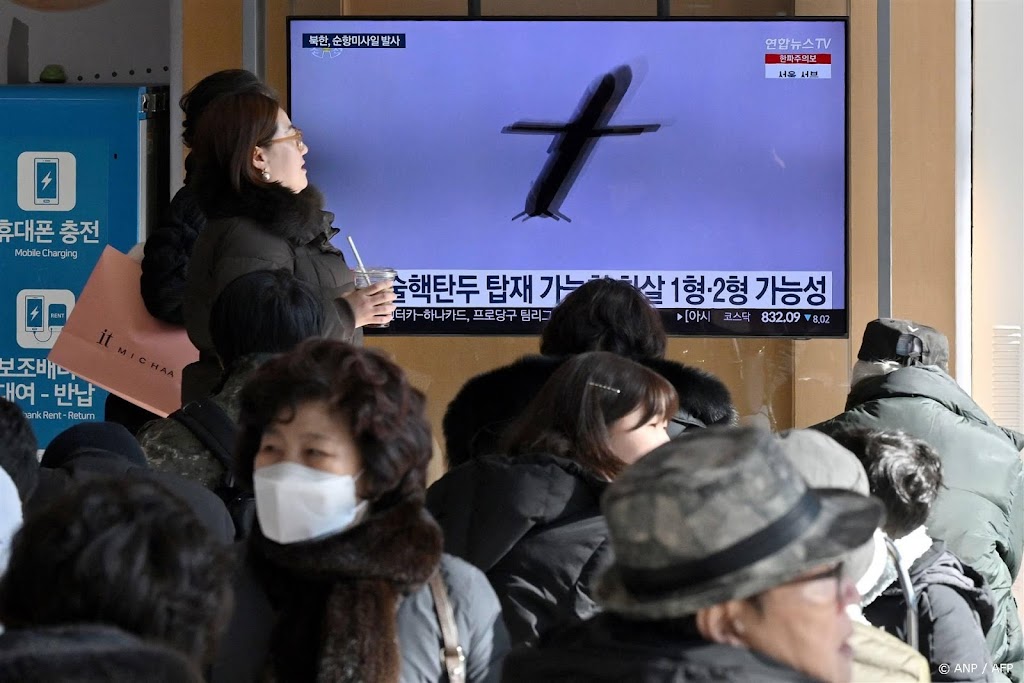 Noord-Korea lanceert raketten, verwijdert herenigingsmonument 