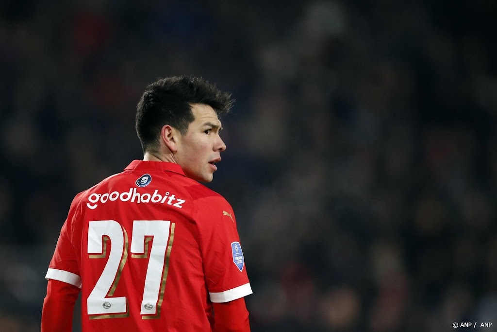 Lozano keert bij PSV terug in basis, Vertessen zit op bank