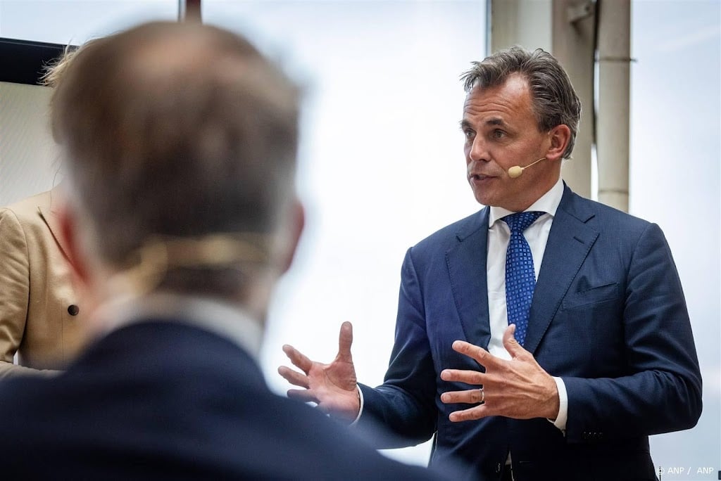 Harbers acht krimp Schiphol per november 'onwaarschijnlijk' 