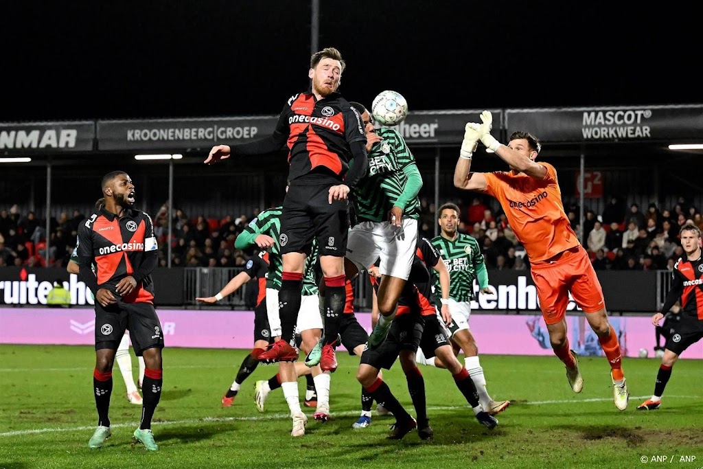 Almere City en Fortuna ook in onderling Eredivisieduel in balans