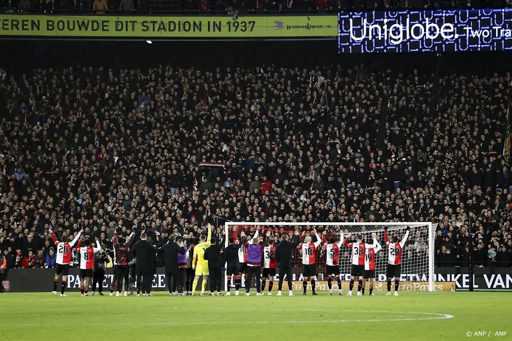 In totaal 4 aanhoudingen bij duel tussen Feyenoord en PSV 
