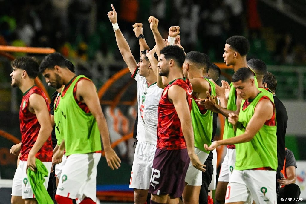 Marokko naar achtste finales Afrika Cup na treffer Ziyech