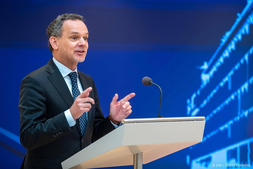Veldkamp wacht af hoe Trump woorden over Panama omzet in daden