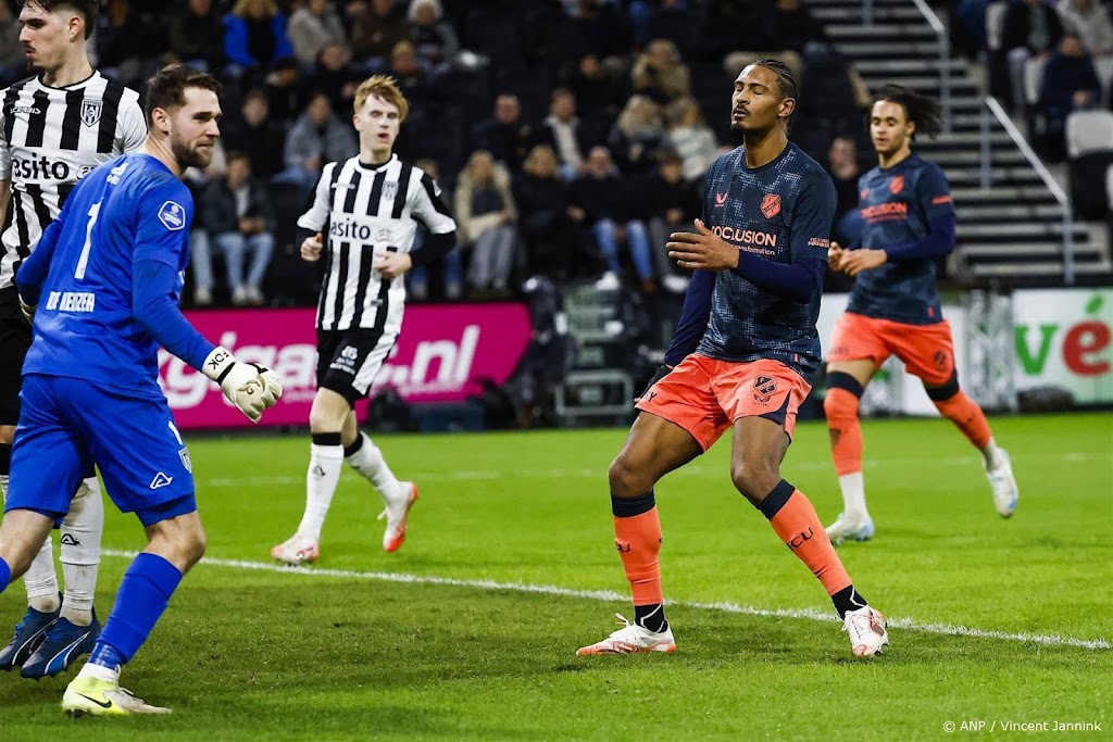 FC Utrecht op de valreep naast Heracles Almelo