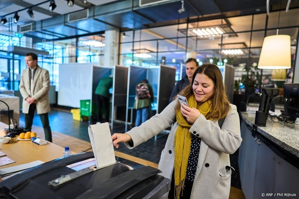 Stem op een Vrouw: ga samen met een andere vrouw stemmen 