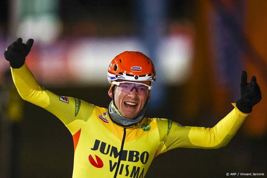 Marathonschaatser Visser wint Nederlandse titel op natuurijs