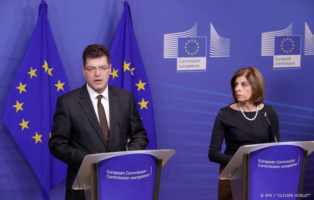 Europese Commissie: geen overhaaste maatregelen tegen virus