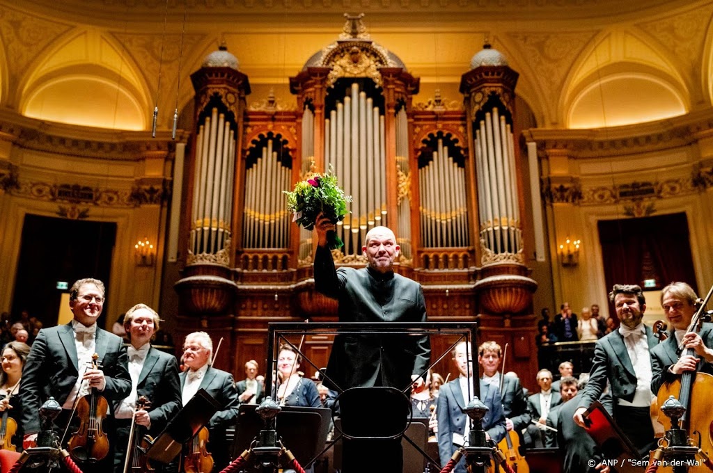 Concertgebouw: meer bezoekers en ruim podium vrouwelijke musici