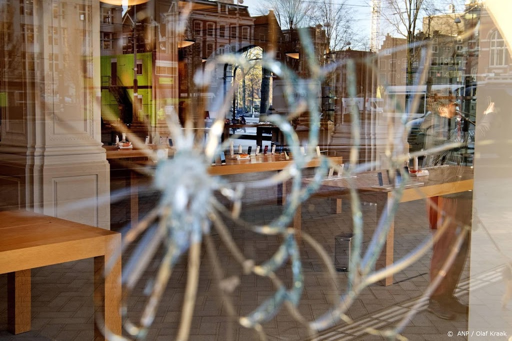 OM: onderzoek rond gijzeling Amsterdam loopt door