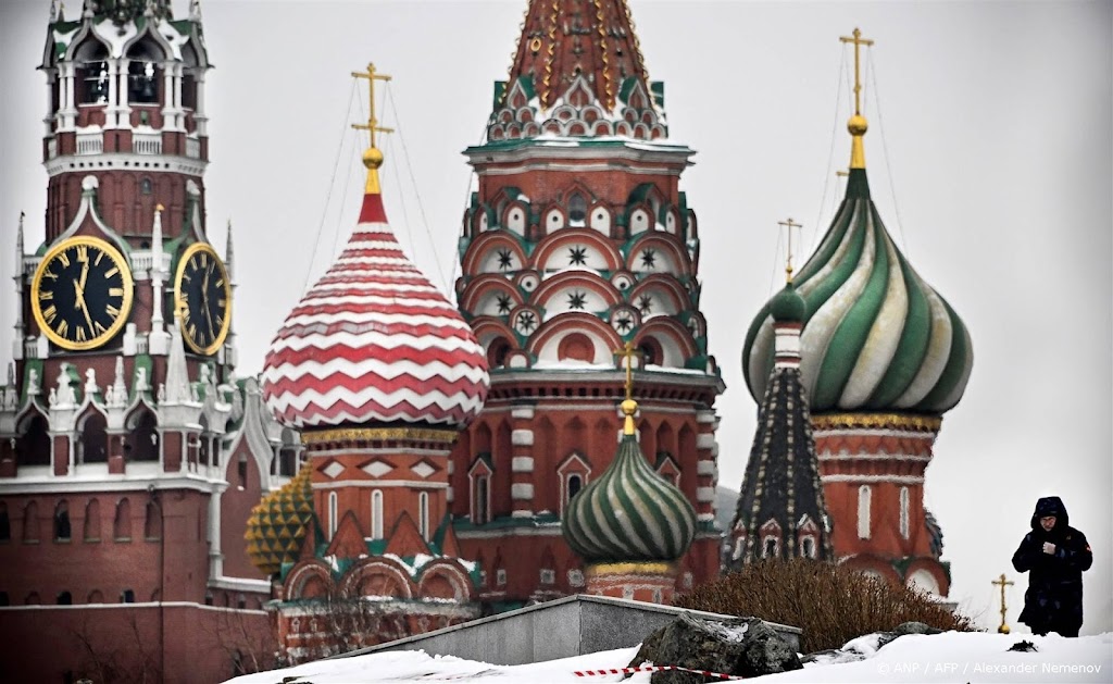 Weer aanhoudingen bij herdenkingen Navalny in Rusland