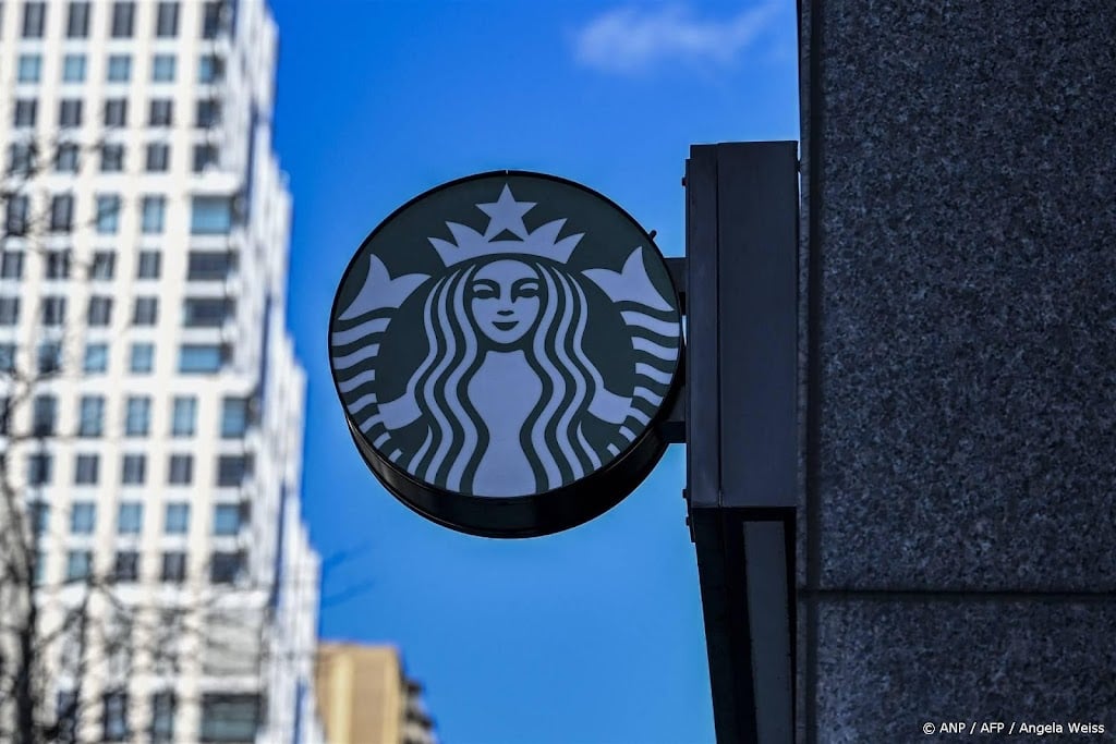 Starbucks schrapt wereldwijd 1100 kantoorbanen