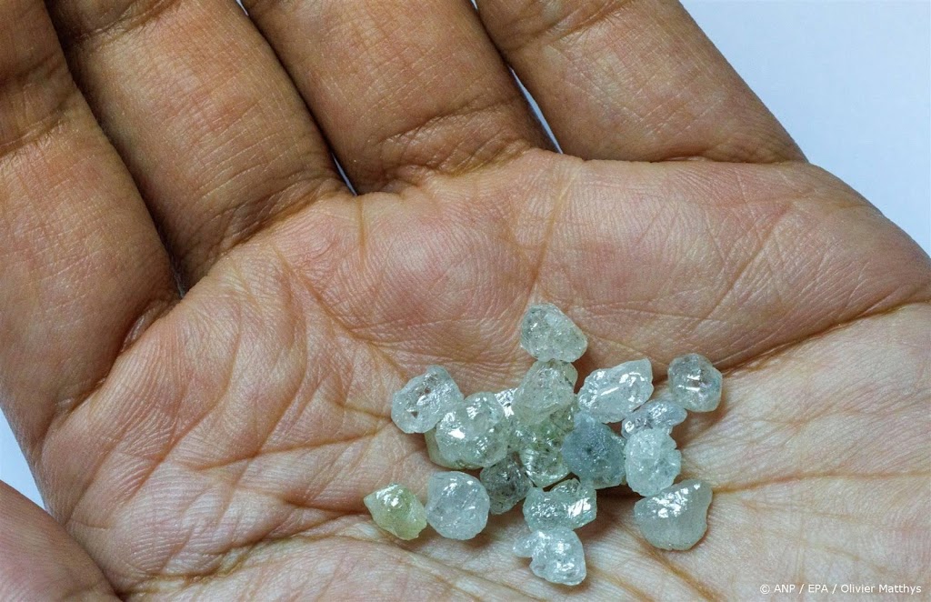 Scanner De Beers onderscheidt echte diamant van labconcurrent