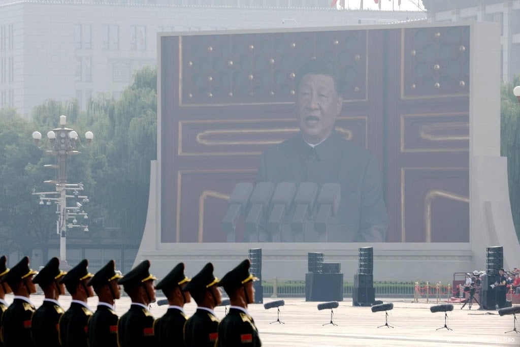 Chinese leger voelt tol van zuiveringen, zegt denktank