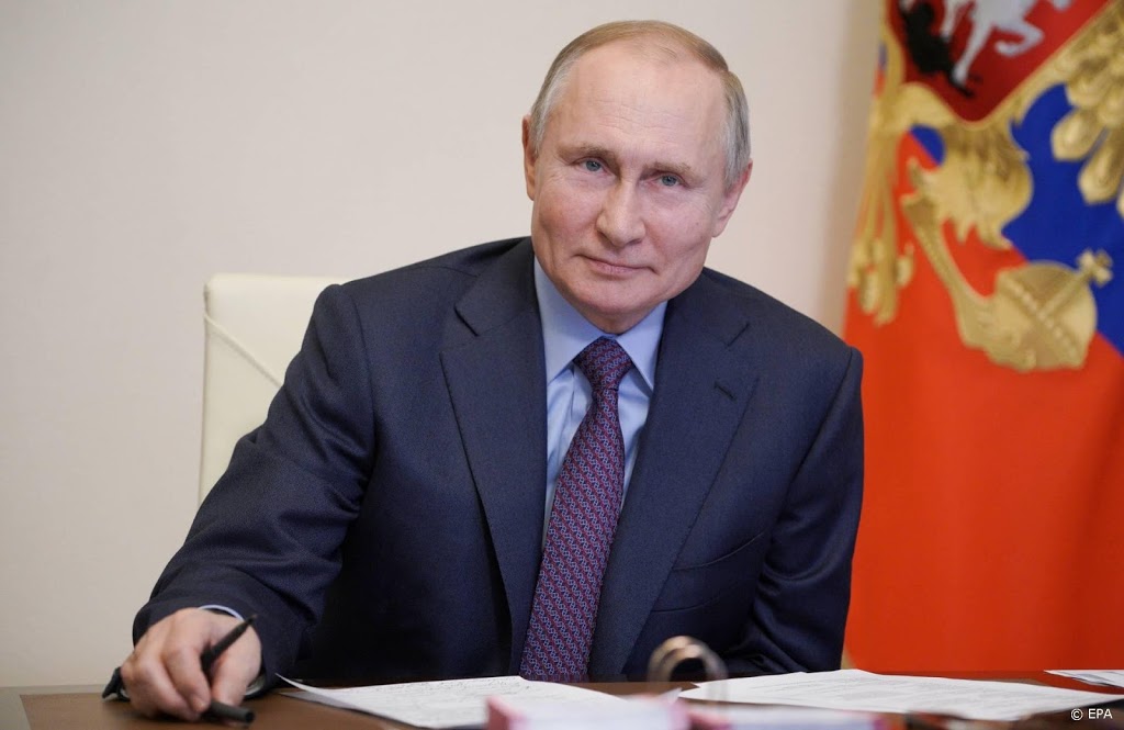 Russische Doema maakt weg vrij voor extra ambtstermijnen Poetin